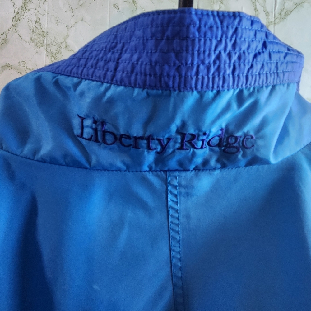 Liberty Ridge All Weather Coat - Picture 9 of 11